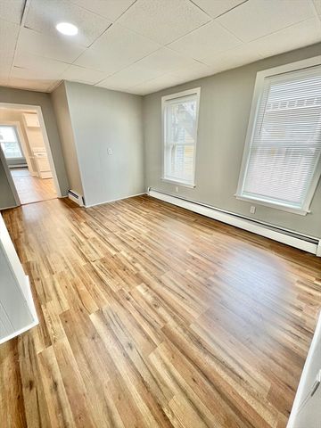 94 Main St 1L, North Andover, MA 01845