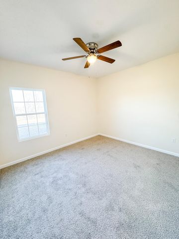 533 Knoll Lane, Nancy, KY 42544