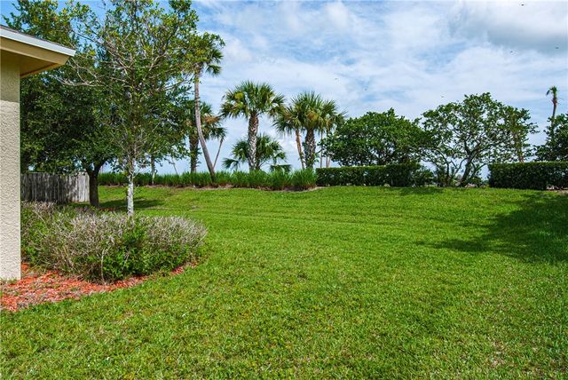 9851 E Verona Circle, Vero Beach, FL 32966