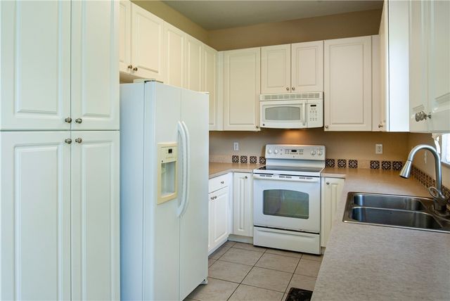 9851 E Verona Circle, Vero Beach, FL 32966