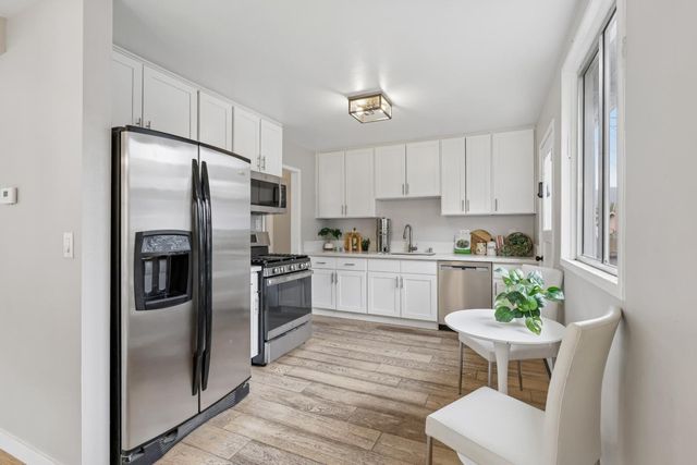 867 Serena Drive, Pacifica, CA 94044