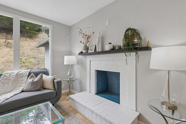 867 Serena Drive, Pacifica, CA 94044