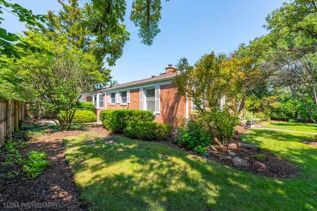 600 Garfield Avenue, Lake Bluff, IL 60044