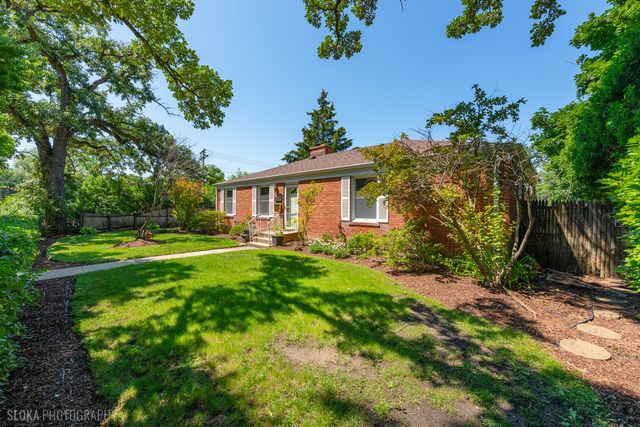 600 Garfield Avenue, Lake Bluff, IL 60044
