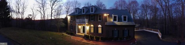 6608 STONECREST LN, Fairfax Station, VA 22039