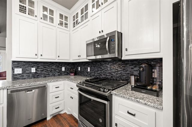 13525 Cobblestone Curve Road, Oklahoma City, OK 73142