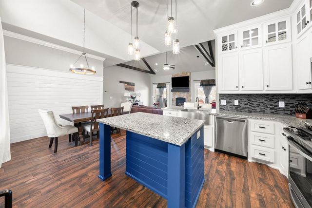 13525 Cobblestone Curve Road, Oklahoma City, OK 73142