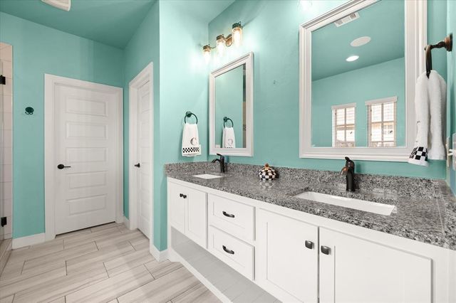 13525 Cobblestone Curve Road, Oklahoma City, OK 73142