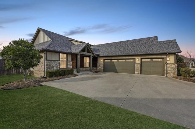 13525 Cobblestone Curve Road, Oklahoma City, OK 73142