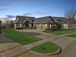 13525 Cobblestone Curve Road, Oklahoma City, OK 73142