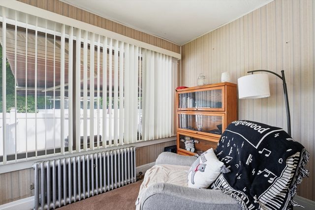 21 Elmwood Avenue, West Springfield, MA 01089