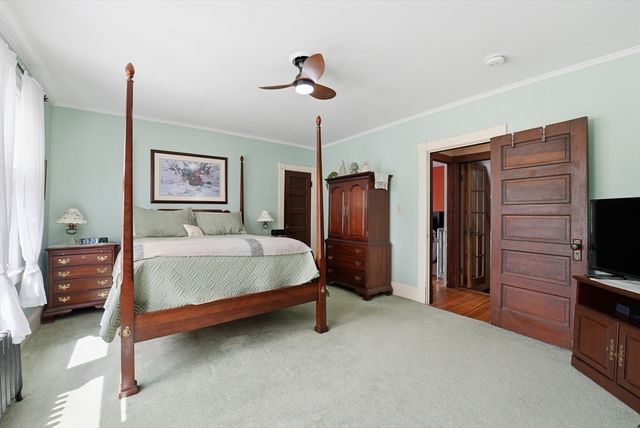 21 Elmwood Avenue, West Springfield, MA 01089