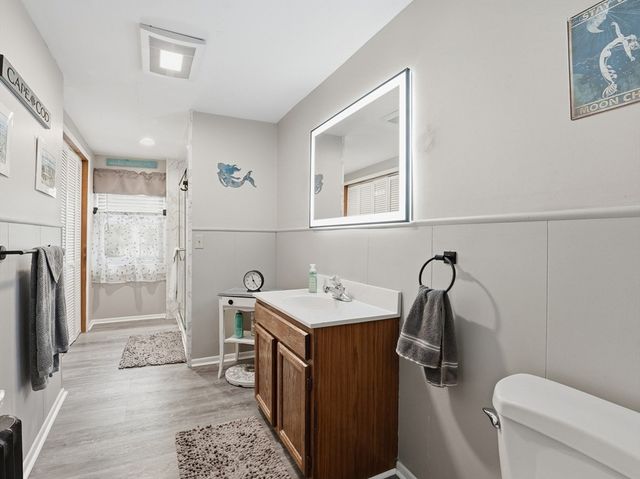 21 Elmwood Avenue, West Springfield, MA 01089
