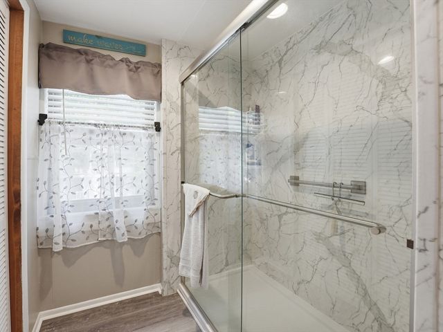 21 Elmwood Avenue, West Springfield, MA 01089