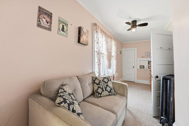 21 Elmwood Avenue, West Springfield, MA 01089