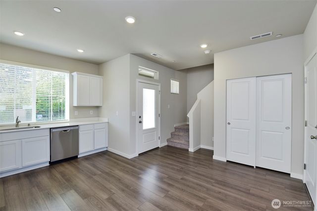 5215 E Court M, Tacoma, WA 98404