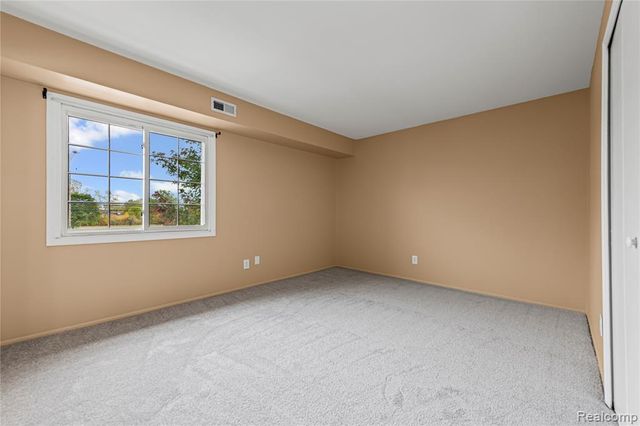 2100 Fort Street, Trenton, MI 48183