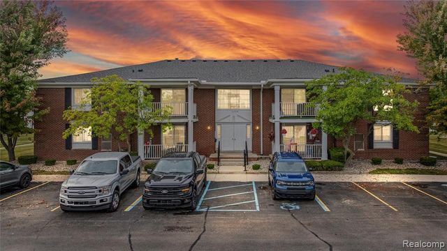 2100 Fort Street, Trenton, MI 48183