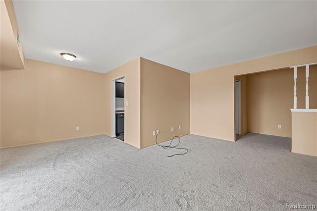 2100 Fort Street, Trenton, MI 48183