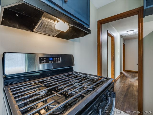 6776 E Independence Street, Tulsa, OK 74115