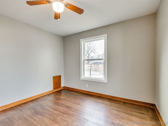 6776 E Independence Street, Tulsa, OK 74115