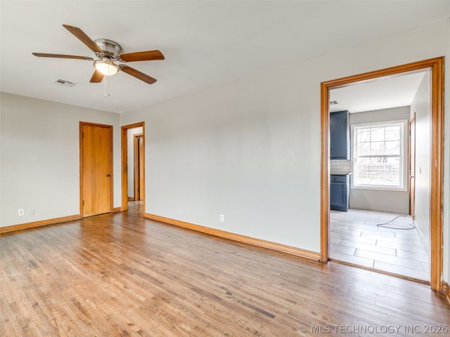 6776 E Independence Street, Tulsa, OK 74115