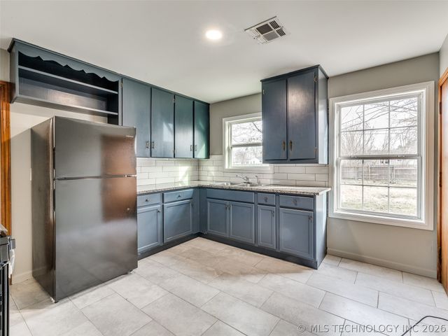 6776 E Independence Street, Tulsa, OK 74115