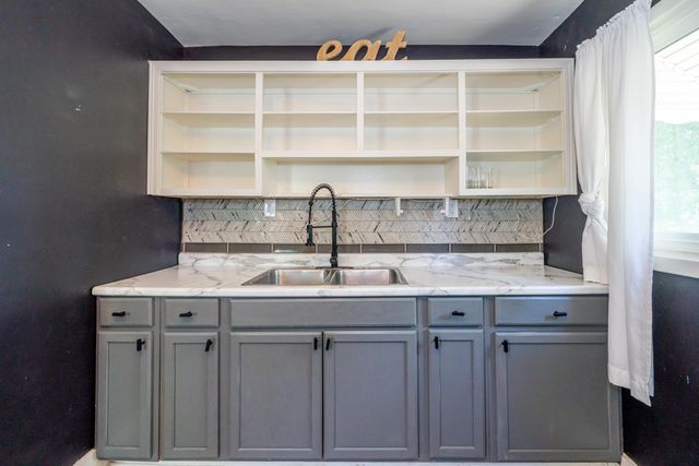 756 Alexander Drive 756 Alexander Drive, Dayton, OH 45403