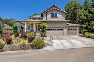 230 Clear Ridge Dr, Healdsburg, CA 95448