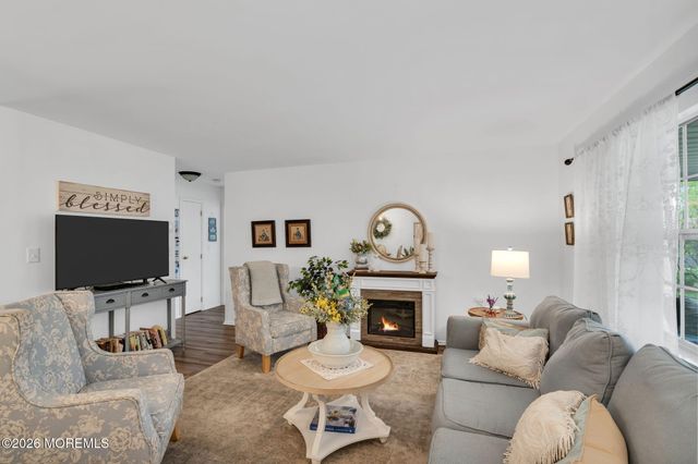 53 Cambridge Court B, Lakewood, NJ 08701