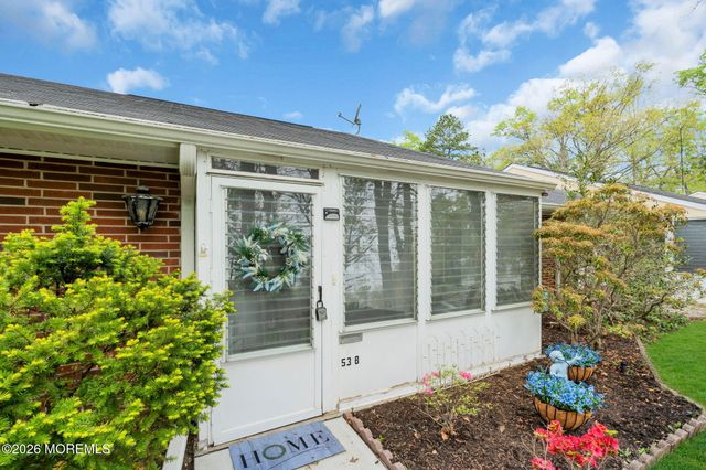 53 Cambridge Court B, Lakewood, NJ 08701