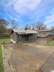 417 62ND STREET, Fairfield, AL 35064