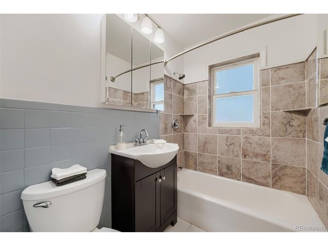 2036 Sherwood Ln, Pueblo, CO 81005