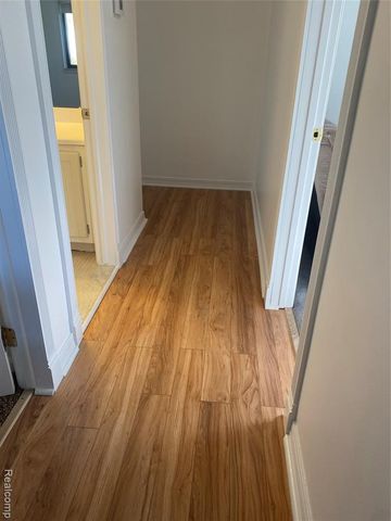 21664 Hall Road, Woodhaven, MI 48183