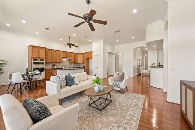 9317 Grandview Drive, Denton, TX 76207