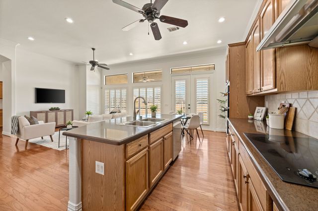 9317 Grandview Drive, Denton, TX 76207