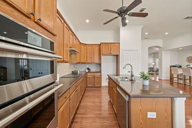 9317 Grandview Drive, Denton, TX 76207