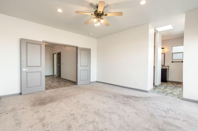 1012 25th Street SE, Rio Rancho, NM 87124