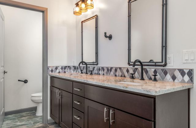 1012 25th Street SE, Rio Rancho, NM 87124