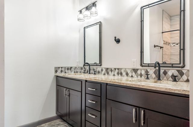1012 25th Street SE, Rio Rancho, NM 87124
