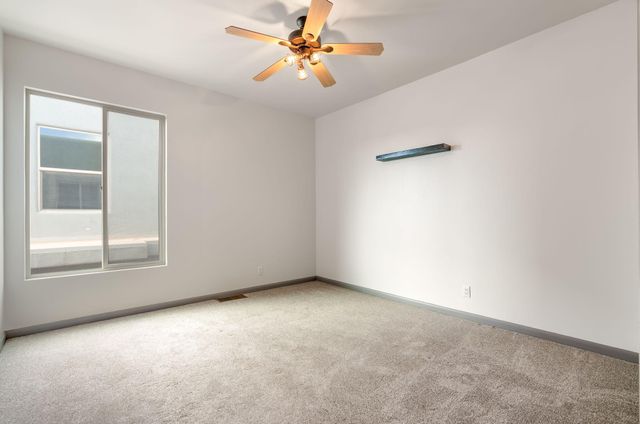 1012 25th Street SE, Rio Rancho, NM 87124