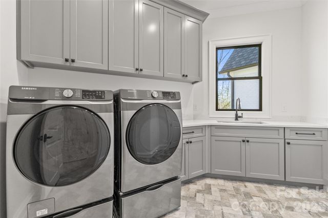 7056 Ridgeview Lane, Iron Station, NC 28080