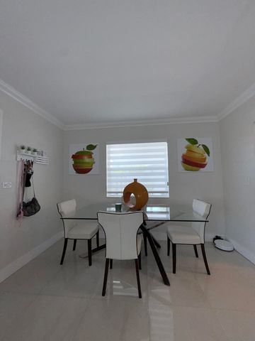 9235 SW 41st Street, Miami, FL 33165