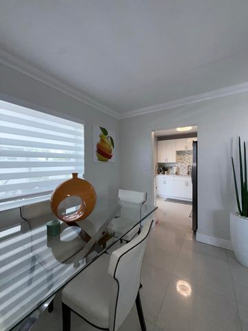 9235 SW 41st Street, Miami, FL 33165