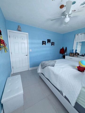 9235 SW 41st Street, Miami, FL 33165