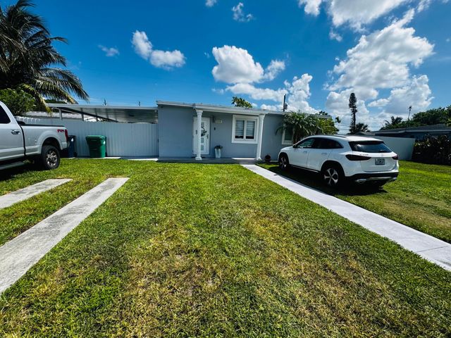 9235 SW 41st Street, Miami, FL 33165