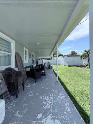 9235 SW 41st Street, Miami, FL 33165