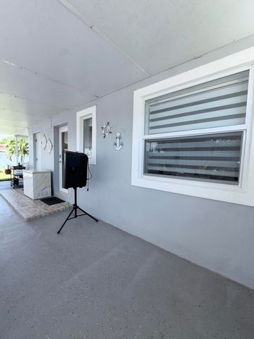 9235 SW 41st Street, Miami, FL 33165