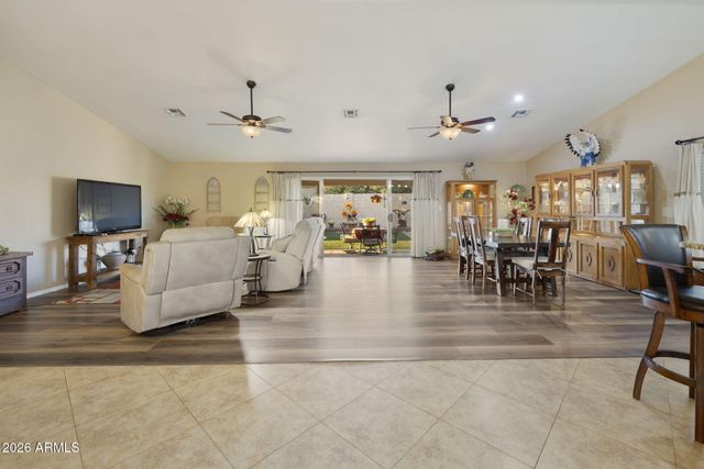 1089 LEISURE WORLD --, Mesa, AZ 85206