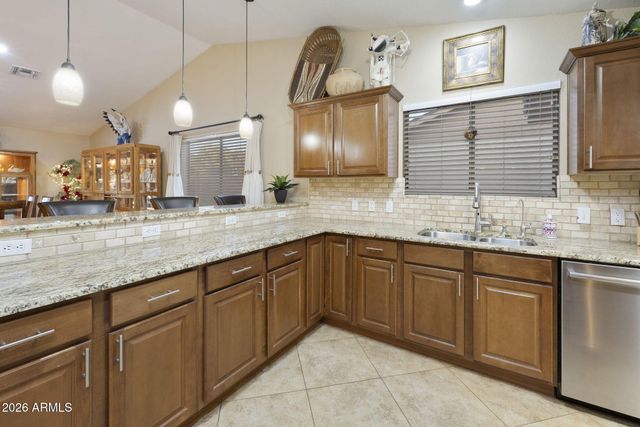 1089 LEISURE WORLD --, Mesa, AZ 85206